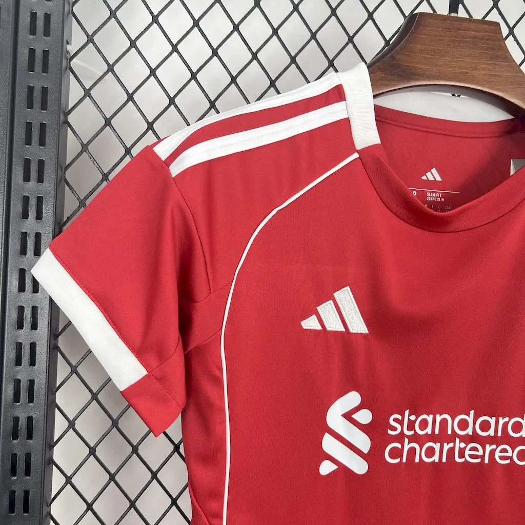 Liverpool Salah Home Kids (3)